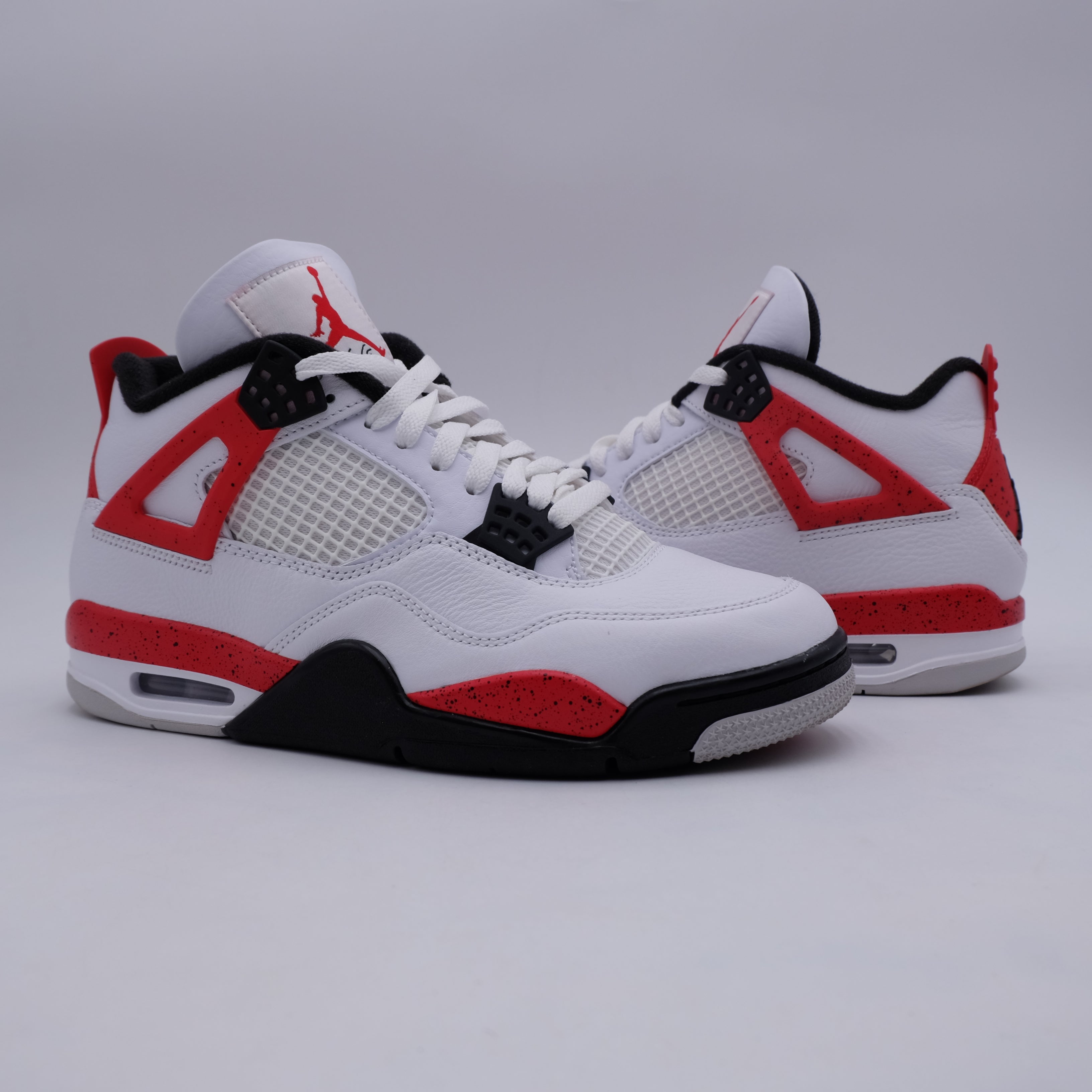 Jordan 4 Red Cement (taille 42)