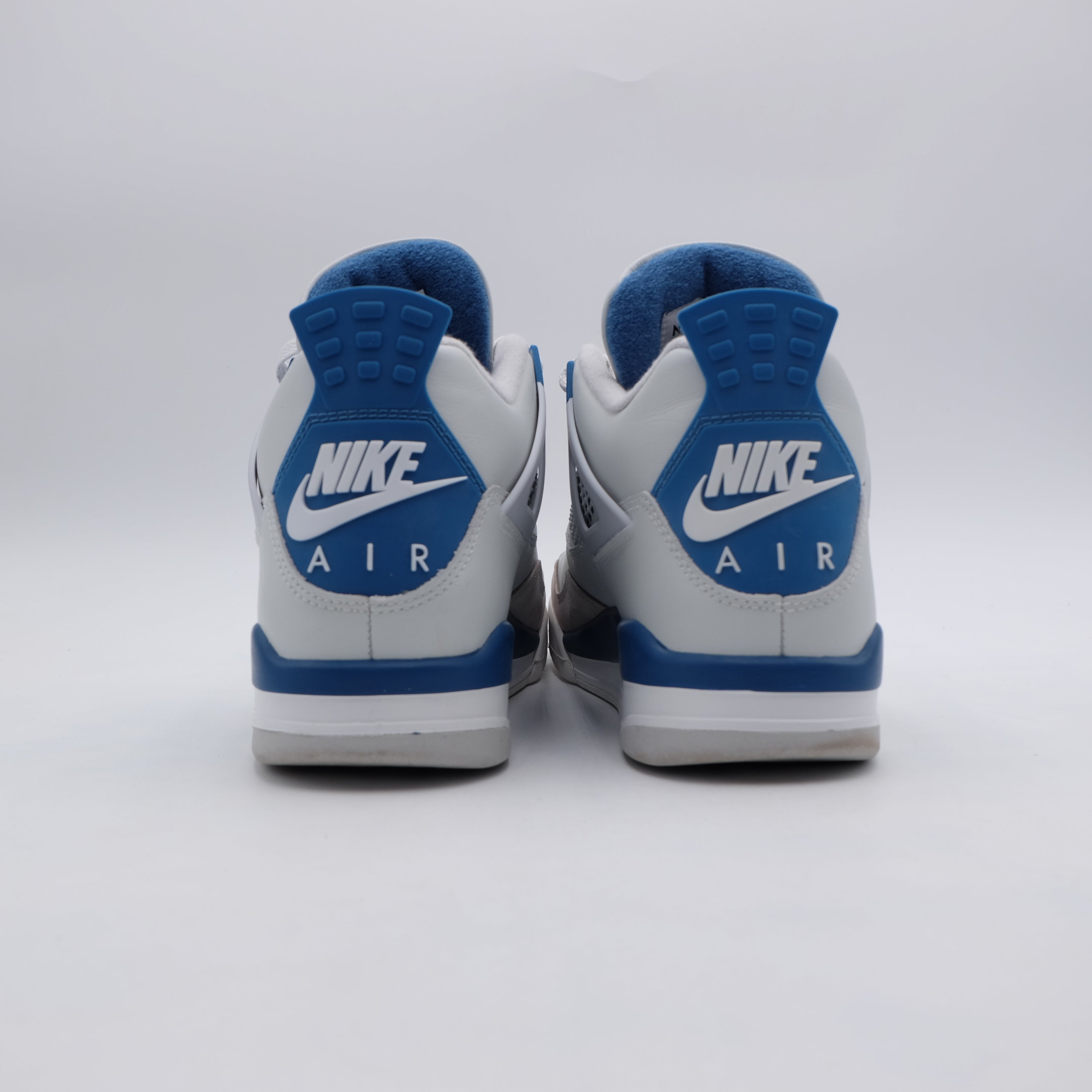Jordan 4 Military Blue (taille 44)