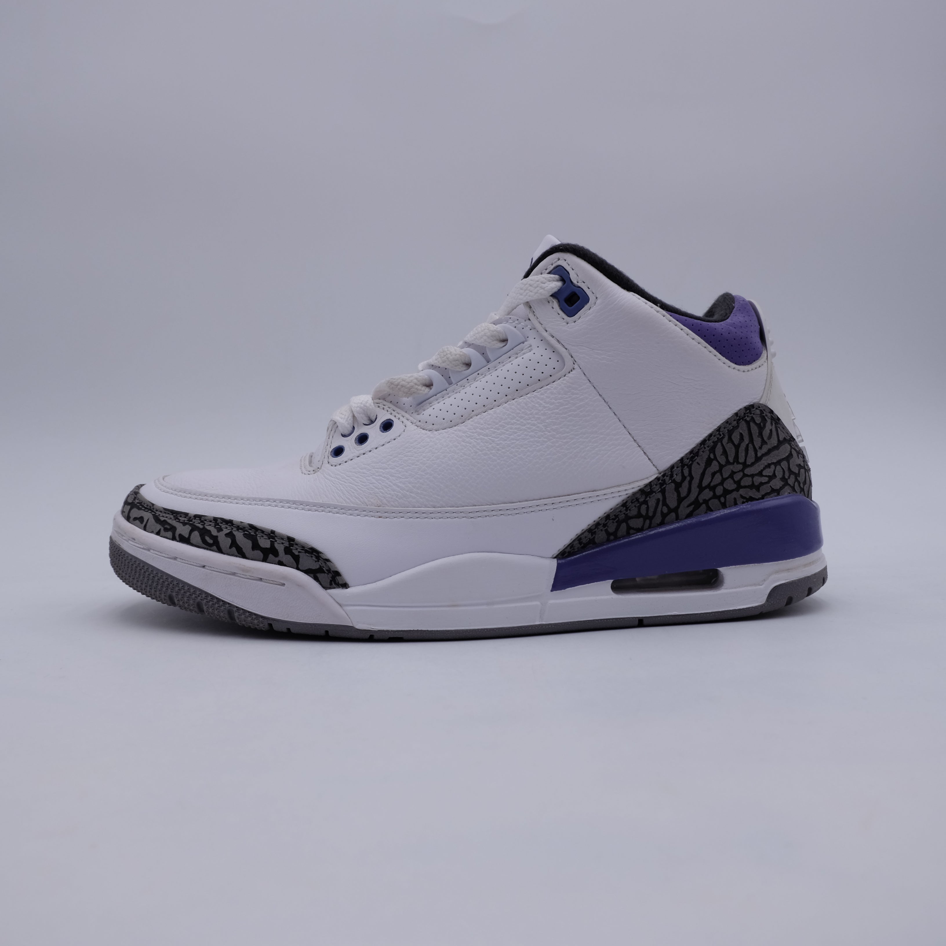 Jordan 3 Dark Iris (taille 42)