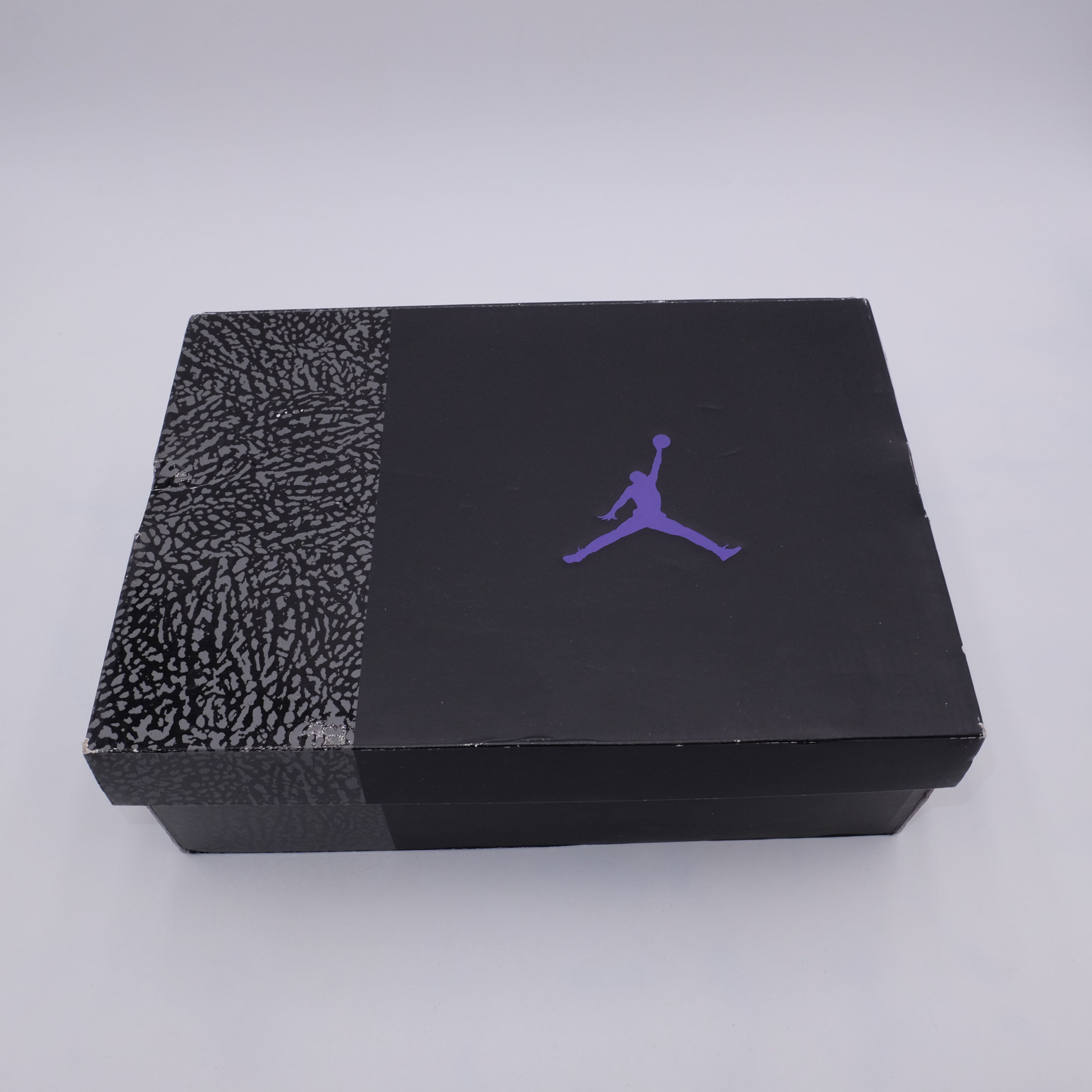 Jordan 3 Dark Iris (taille 44)