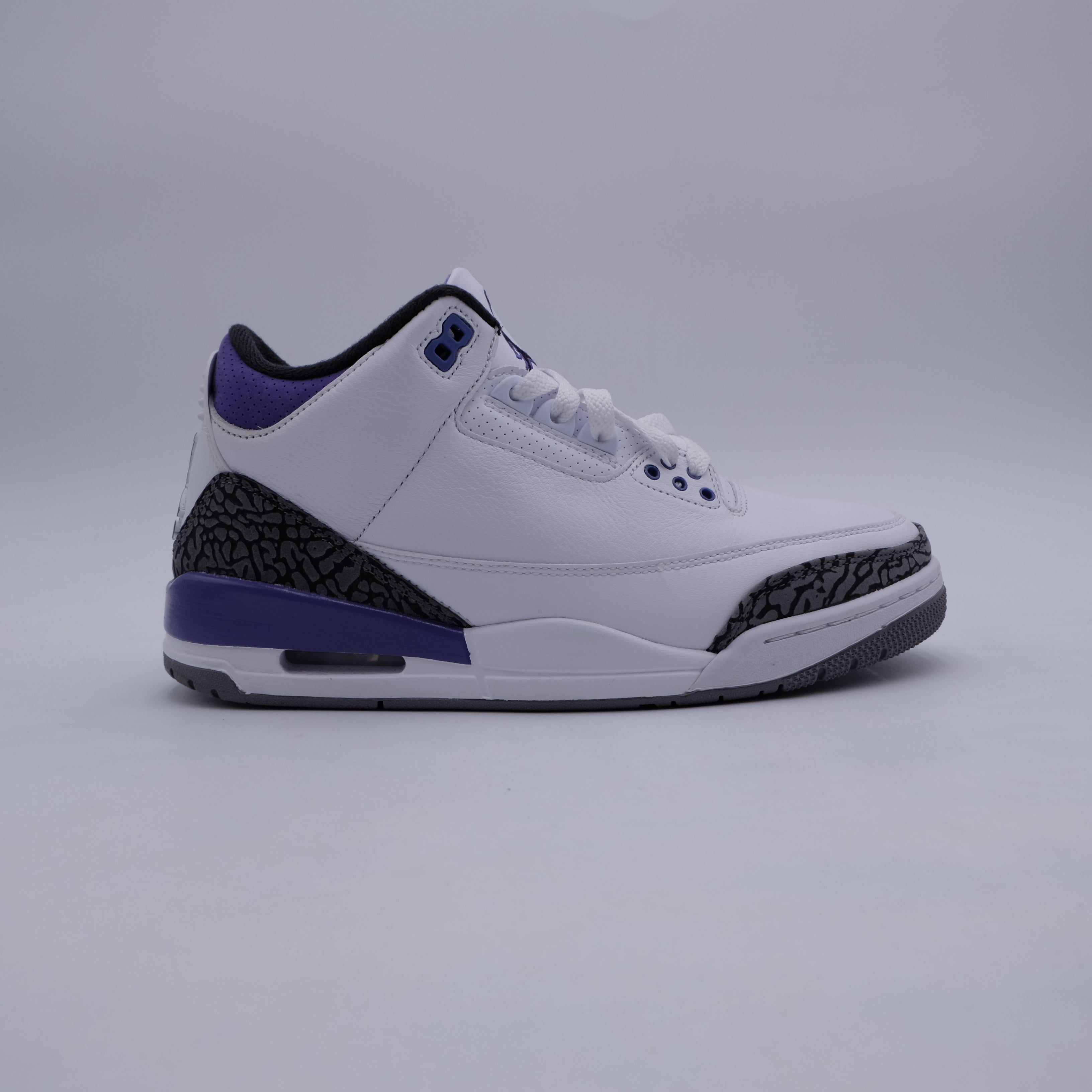 Jordan 3 Dark Iris (taille 42)