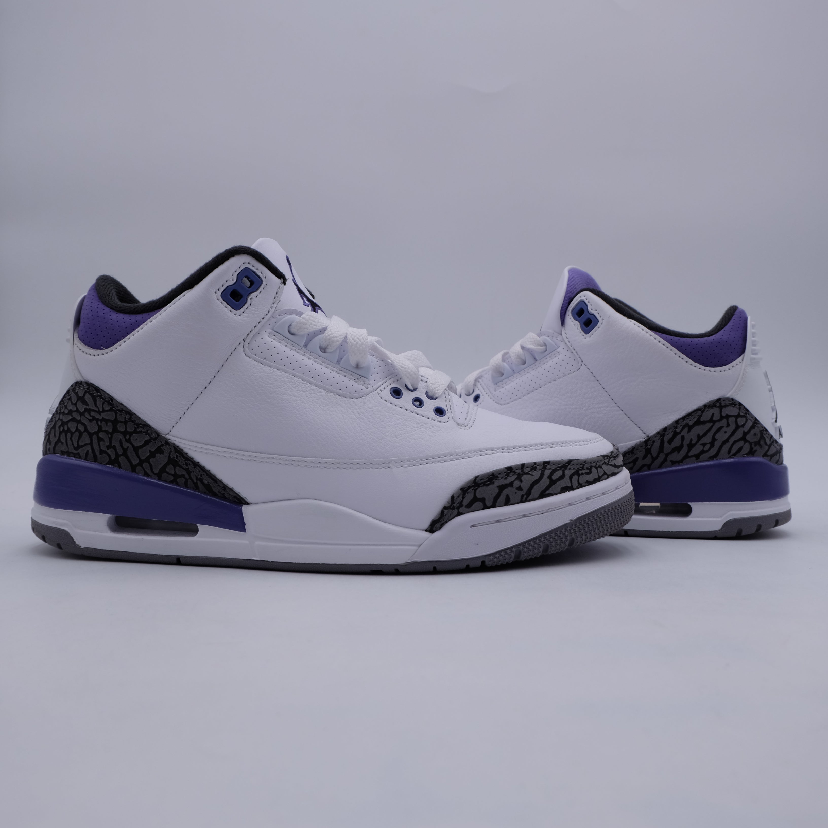 Jordan 3 Dark Iris (taille 42)