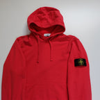 Sweat à capuche rouge Stone Island (taille M)