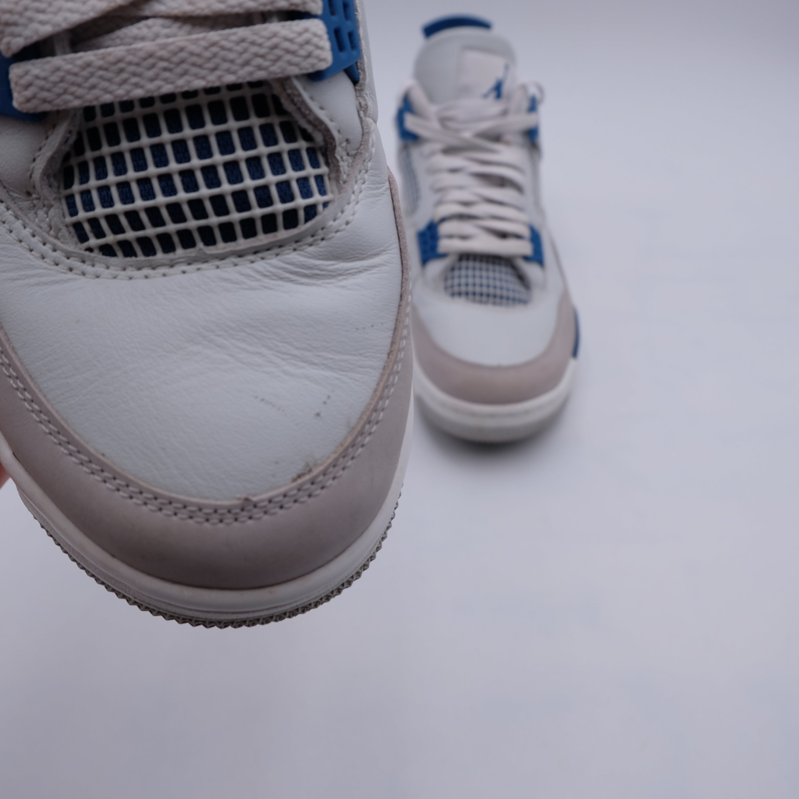 Jordan 4 Military Blue (taille 42.5)