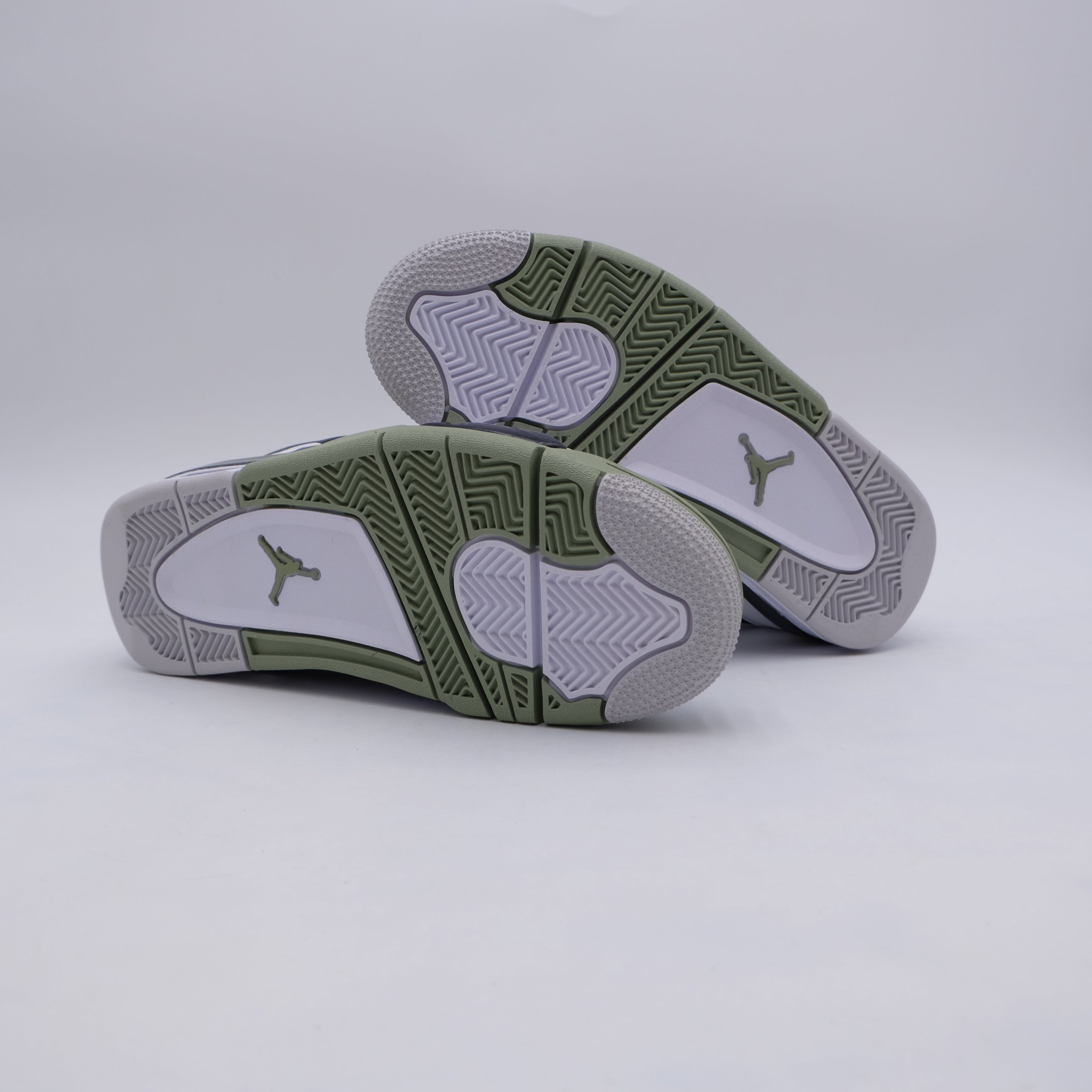 Jordan 4 Seafoam (taille 38.5)