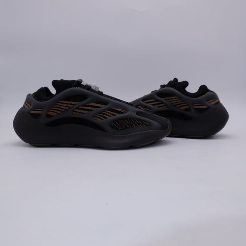 Yeezy 700 V3 Clay Brown (taille 43 1/3)