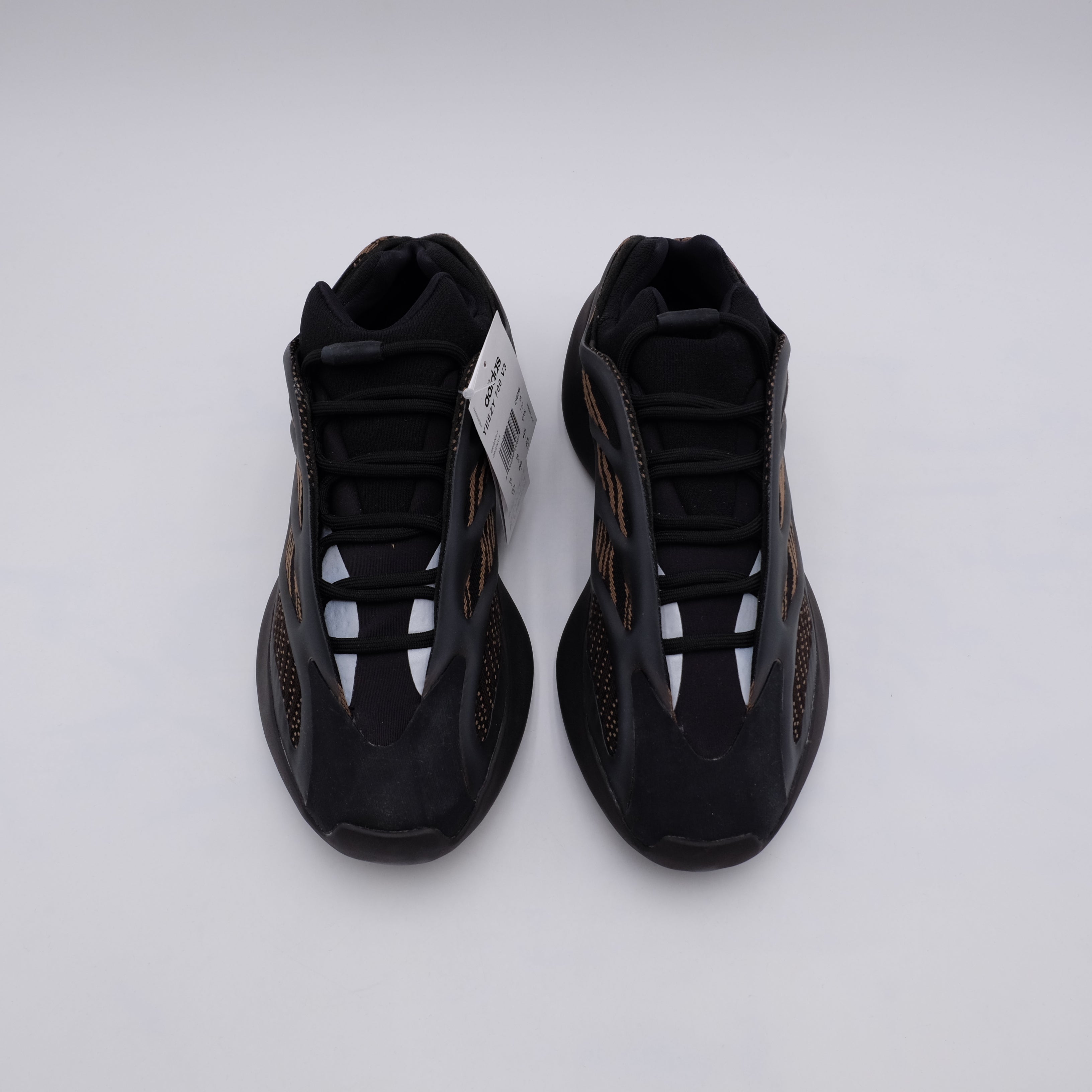 Yeezy 700 V3 Clay Brown (taille 43 1/3)
