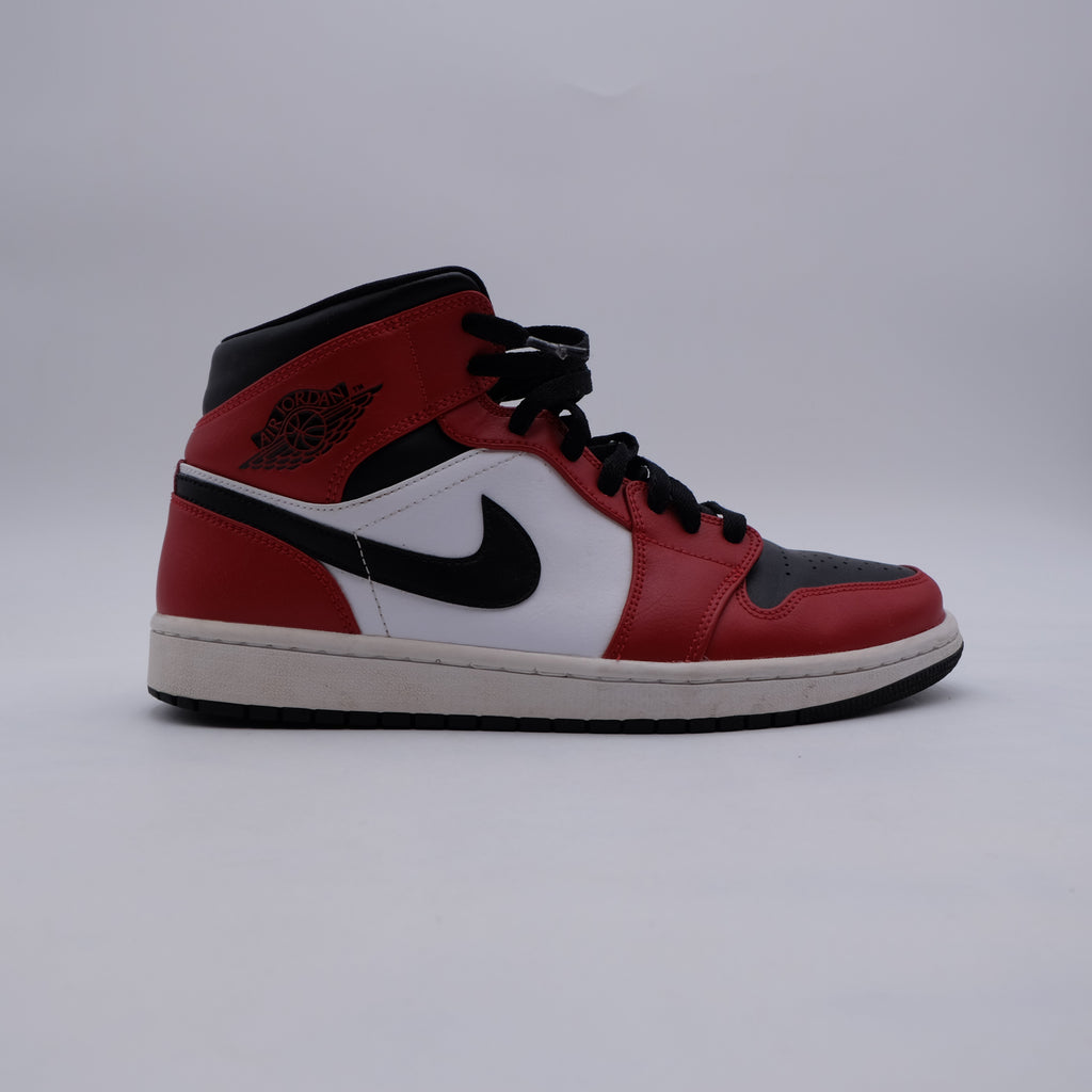 Jordan 1 Mid Chicago (taille 43)
