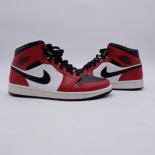 Jordan 1 Mid Chicago (taille 43)