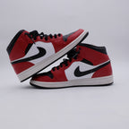 Jordan 1 Mid Chicago (taille 43)