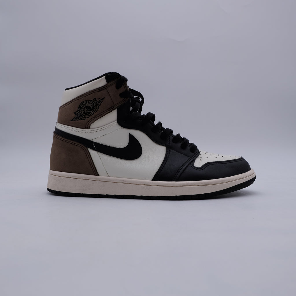 Jordan 1 High Dark Mocha (taille 43)