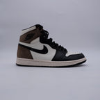 Jordan 1 High Dark Mocha (taille 43)