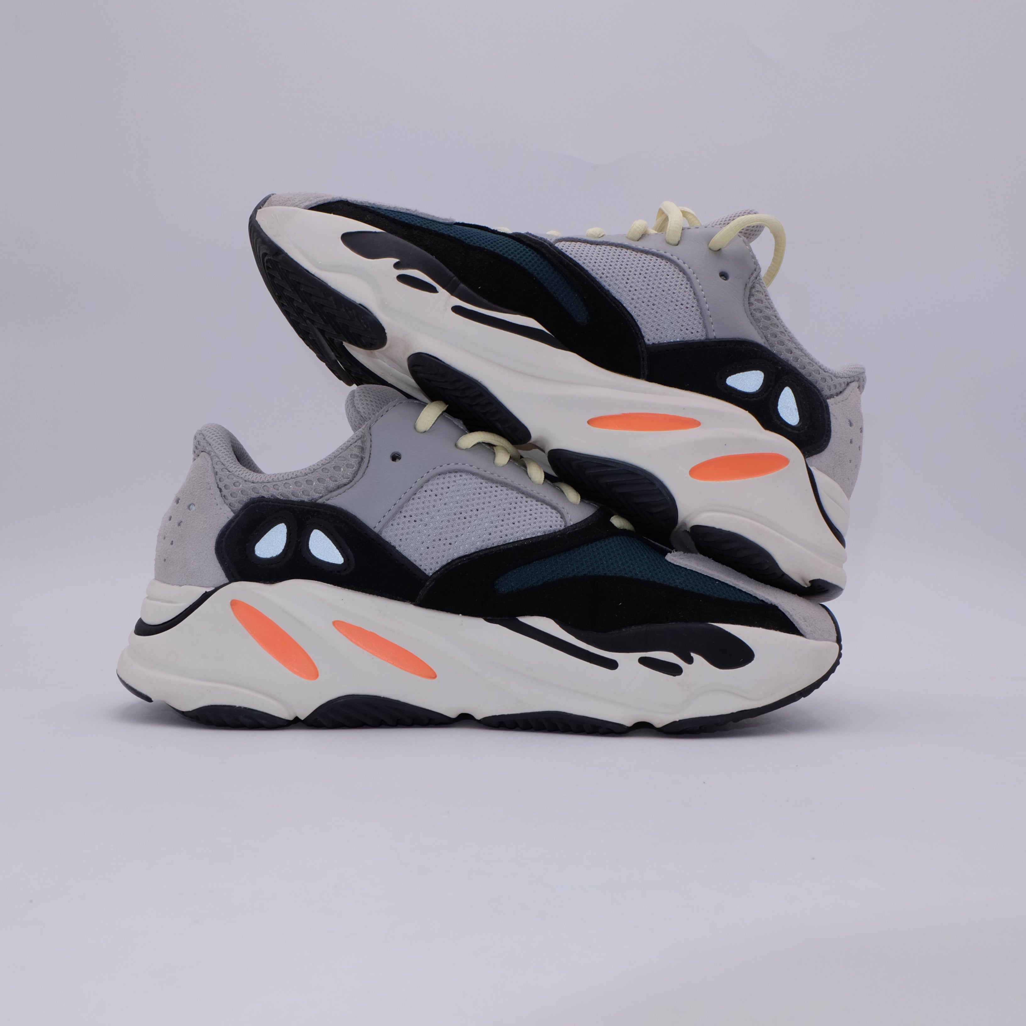 Yeezy 700 Wave Runner (taille 41 1/3)