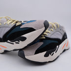 Yeezy 700 Wave Runner (taille 41 1/3)