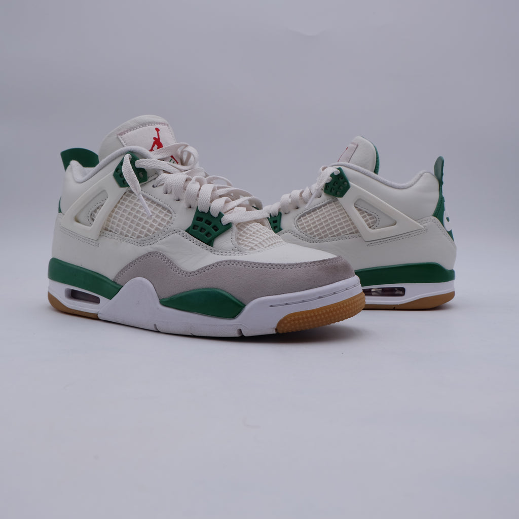 Jordan 4 SB Pine Green (taille 40.5)