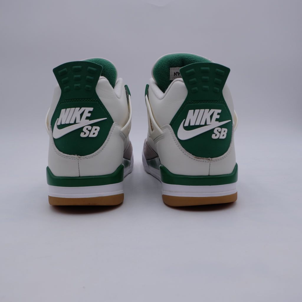 Jordan 4 SB Pine Green (taille 45)