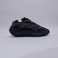 Yeezy 700 V3 Dark Glow (taille 38)