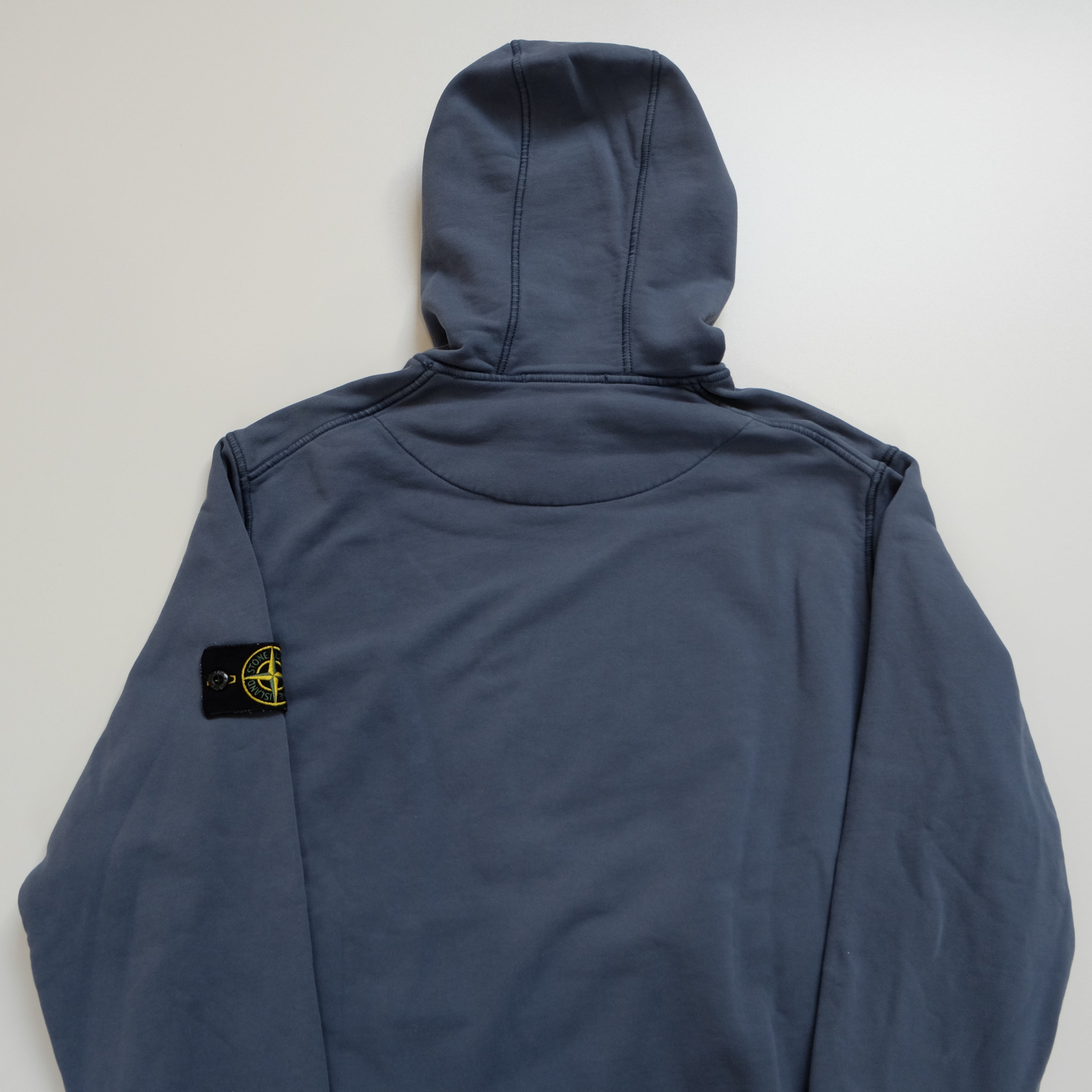 Sweat à capuche Stone Island (taille XL)