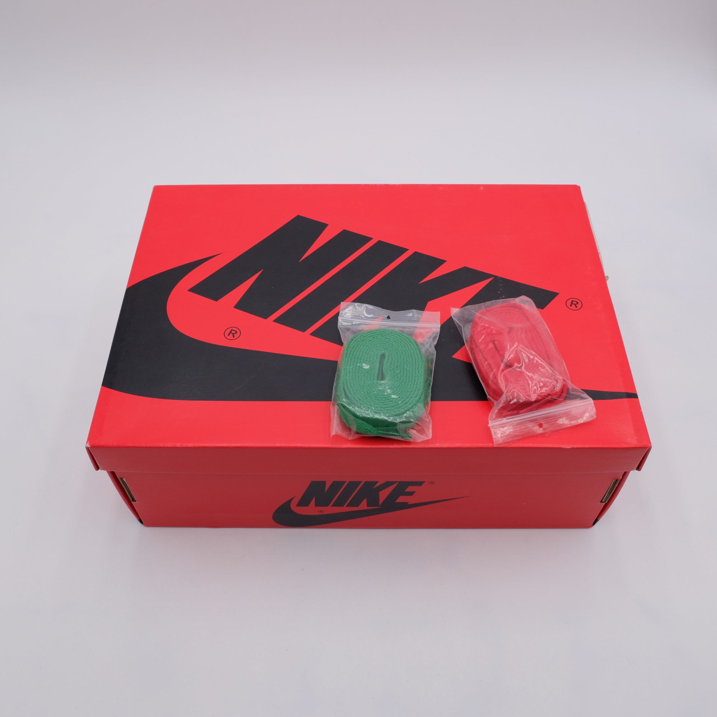 Jordan 1 High Lucky Green (taille 40.5)