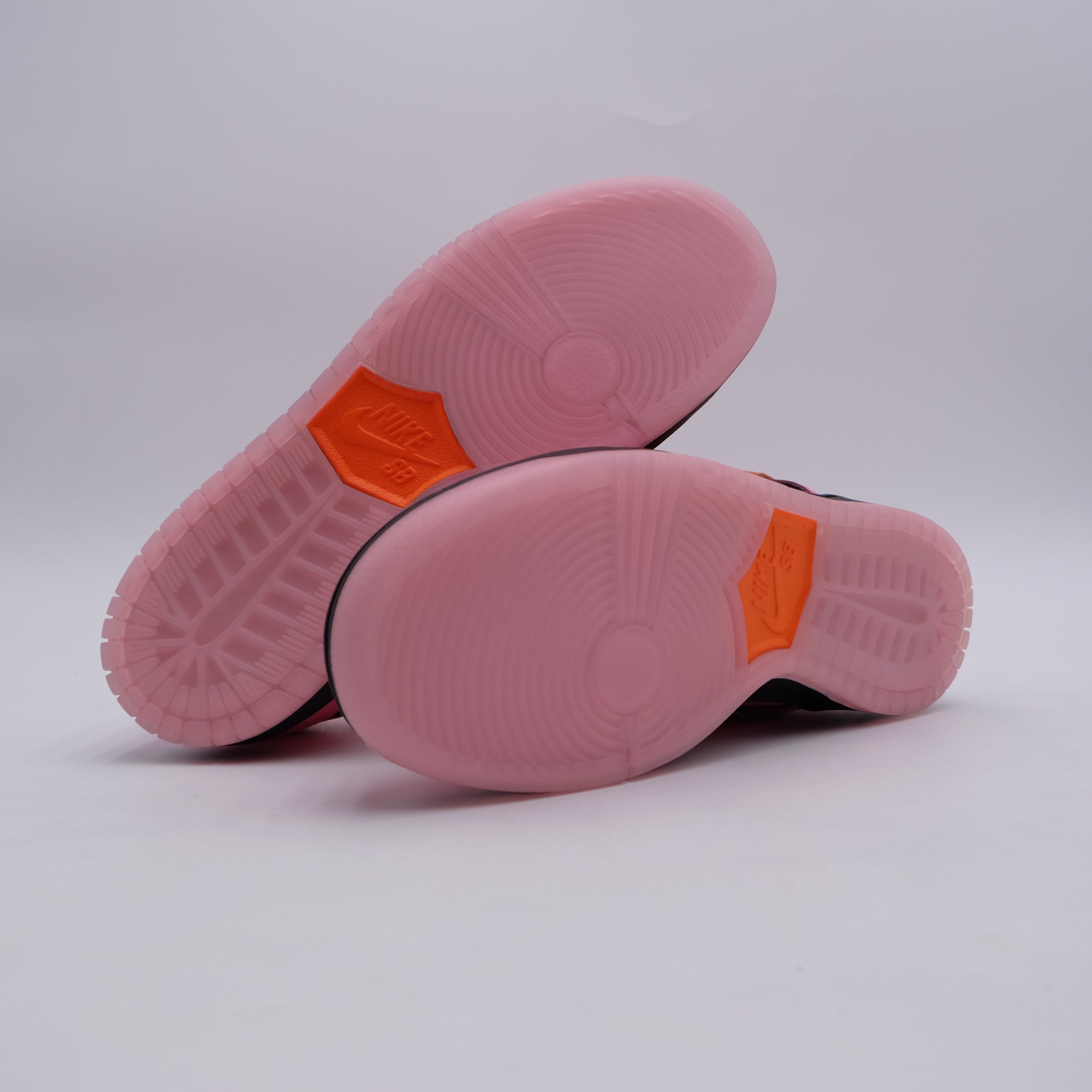 Dunk Low SB Supers Nanas 'Belle' (taille 41)