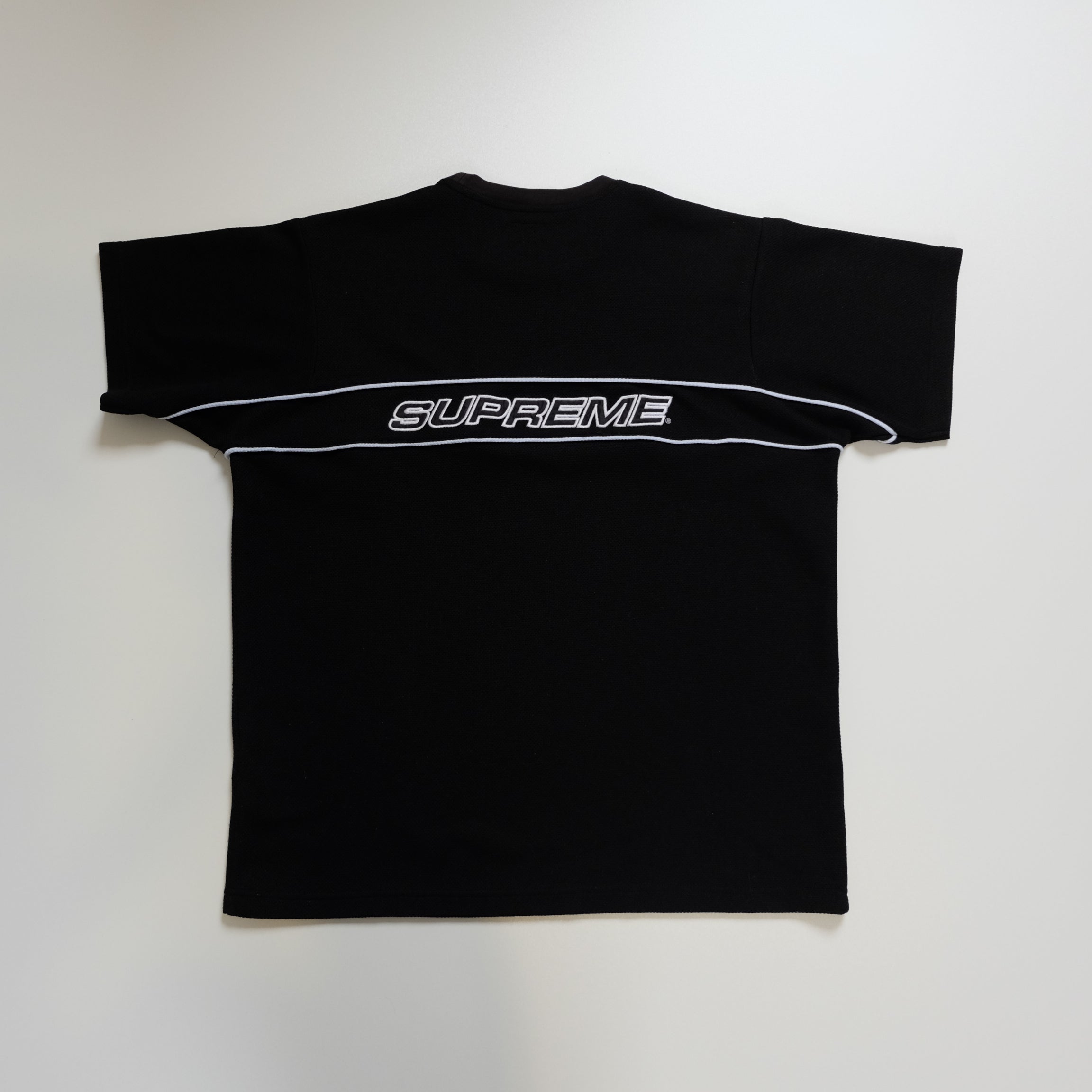 T-Shirt Supreme (taille M)