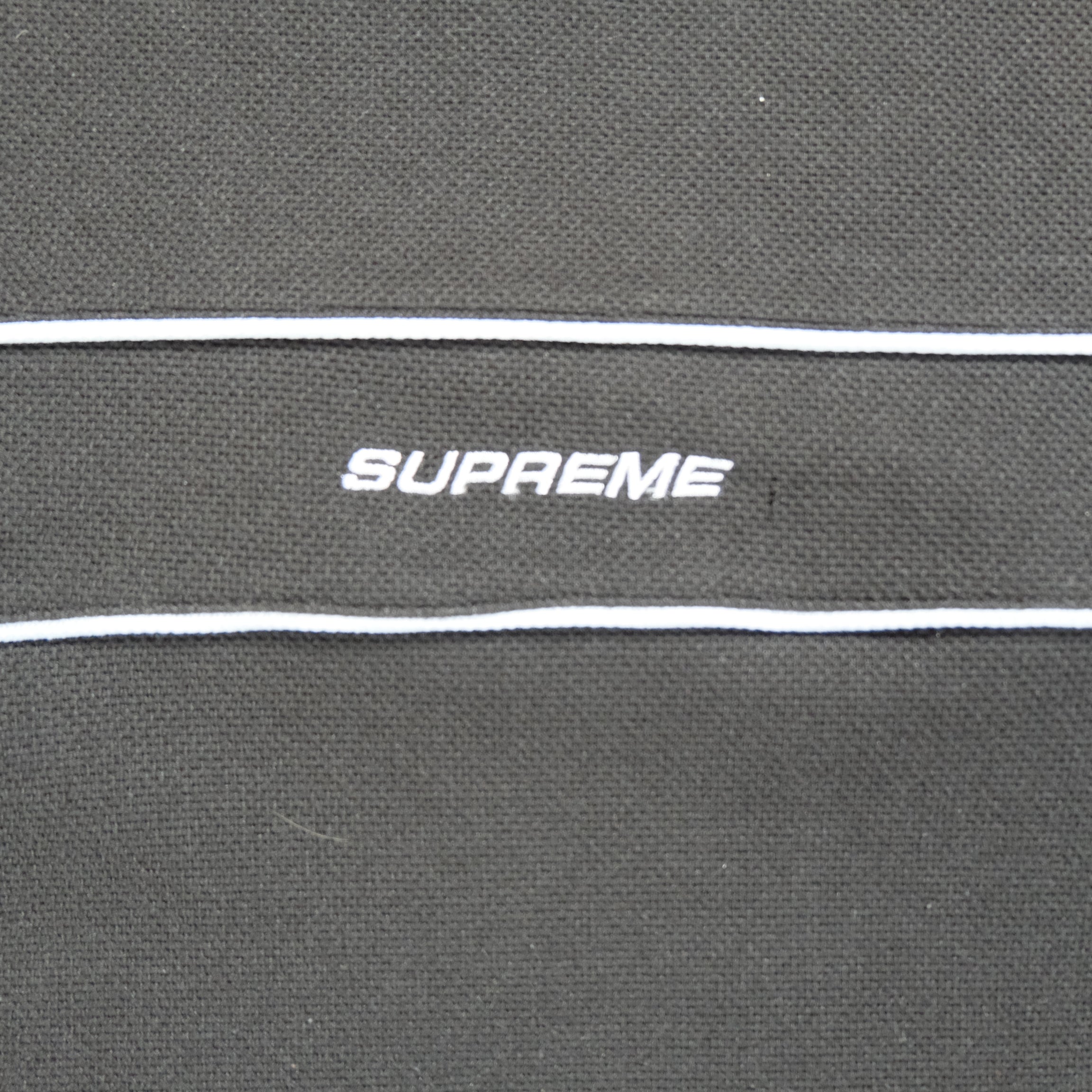 T-Shirt Supreme (taille M)