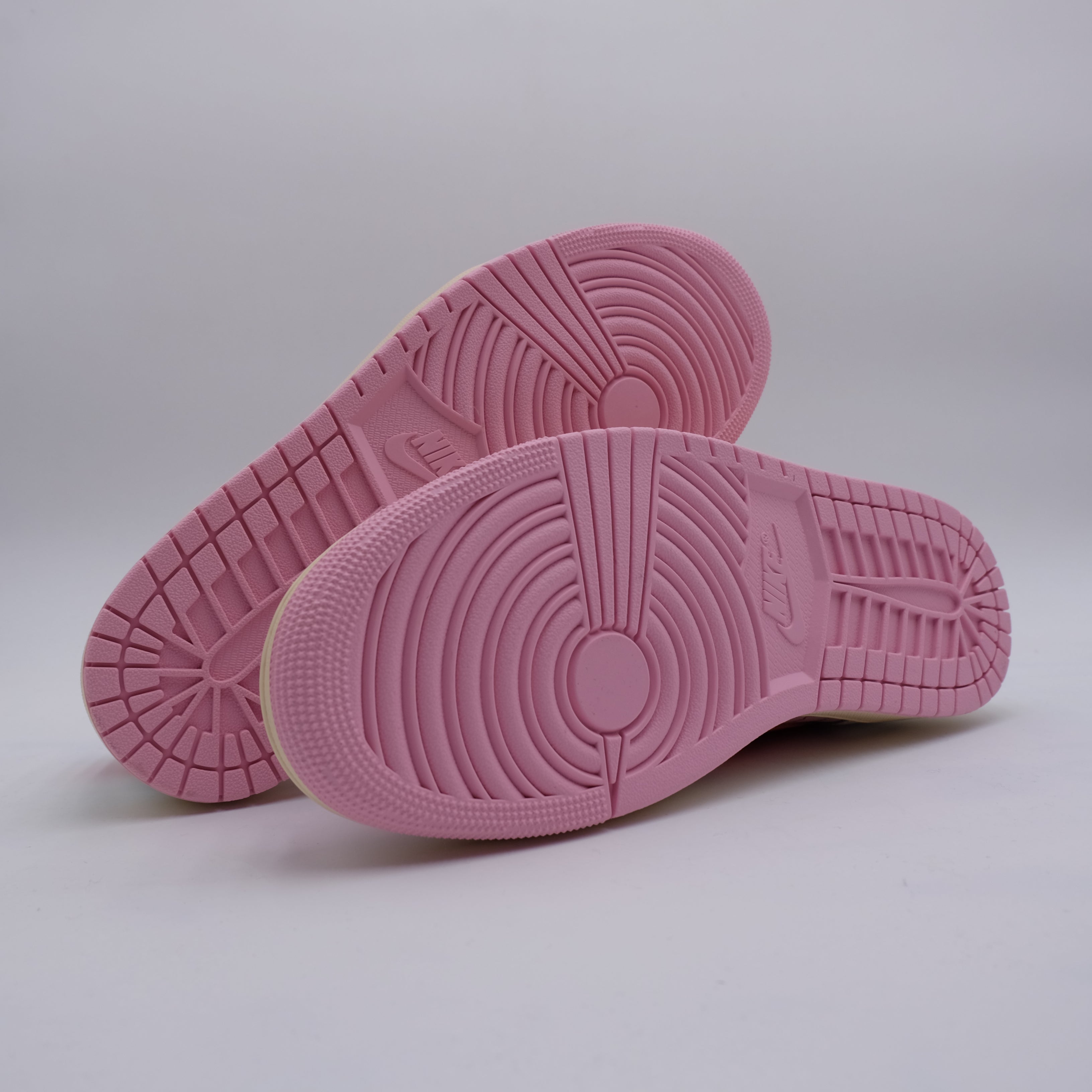 Jordan 1 Low Travis Scott Tropical Pink