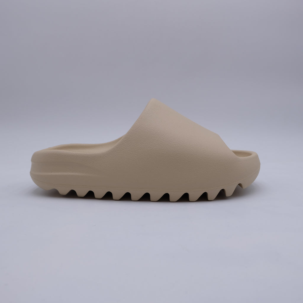 Yeezy Slide Bone (Neuves)