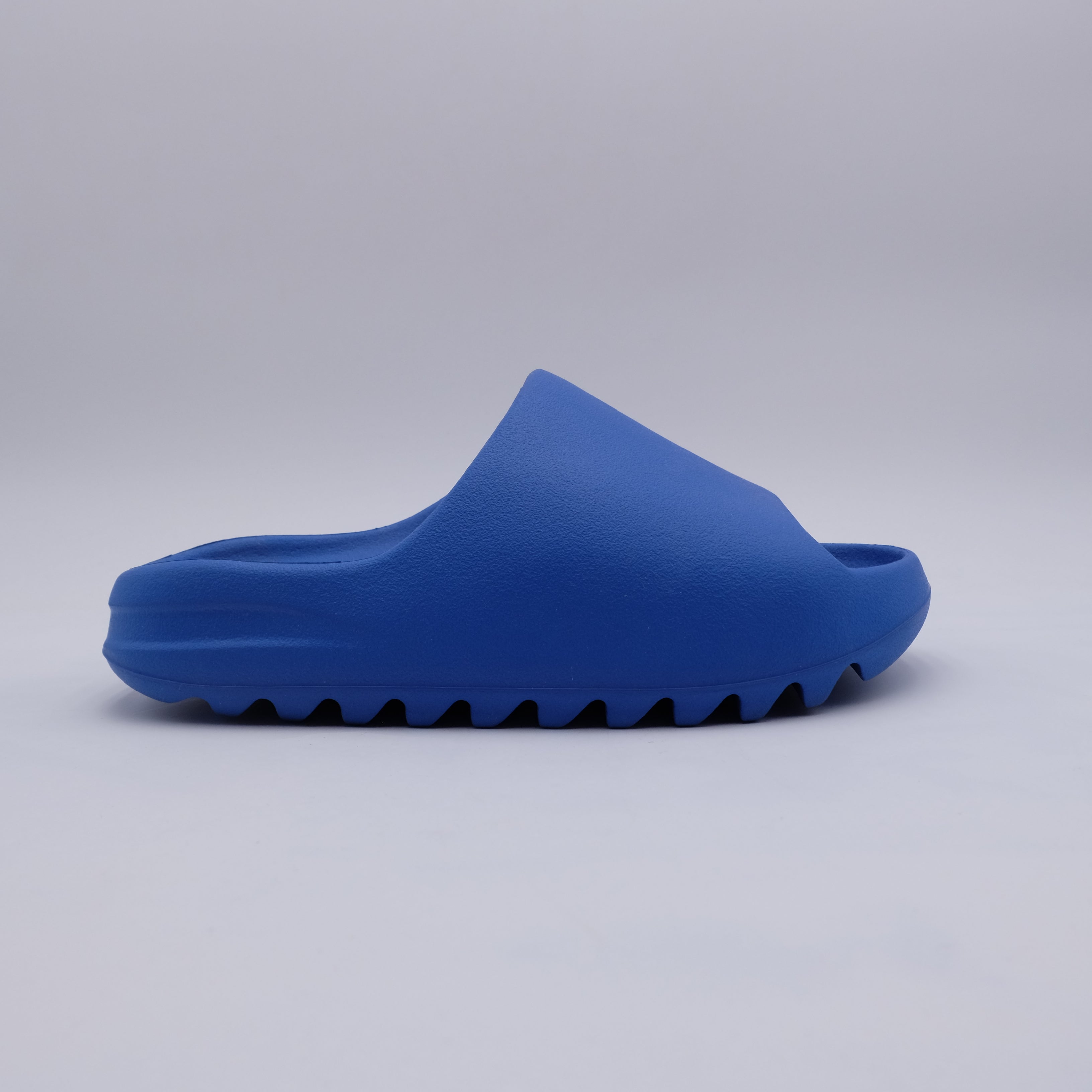 Yeezy Slide Azure (Neuves)