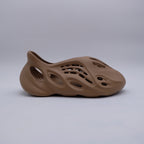 Yeezy Foam RNR Clay Taupe