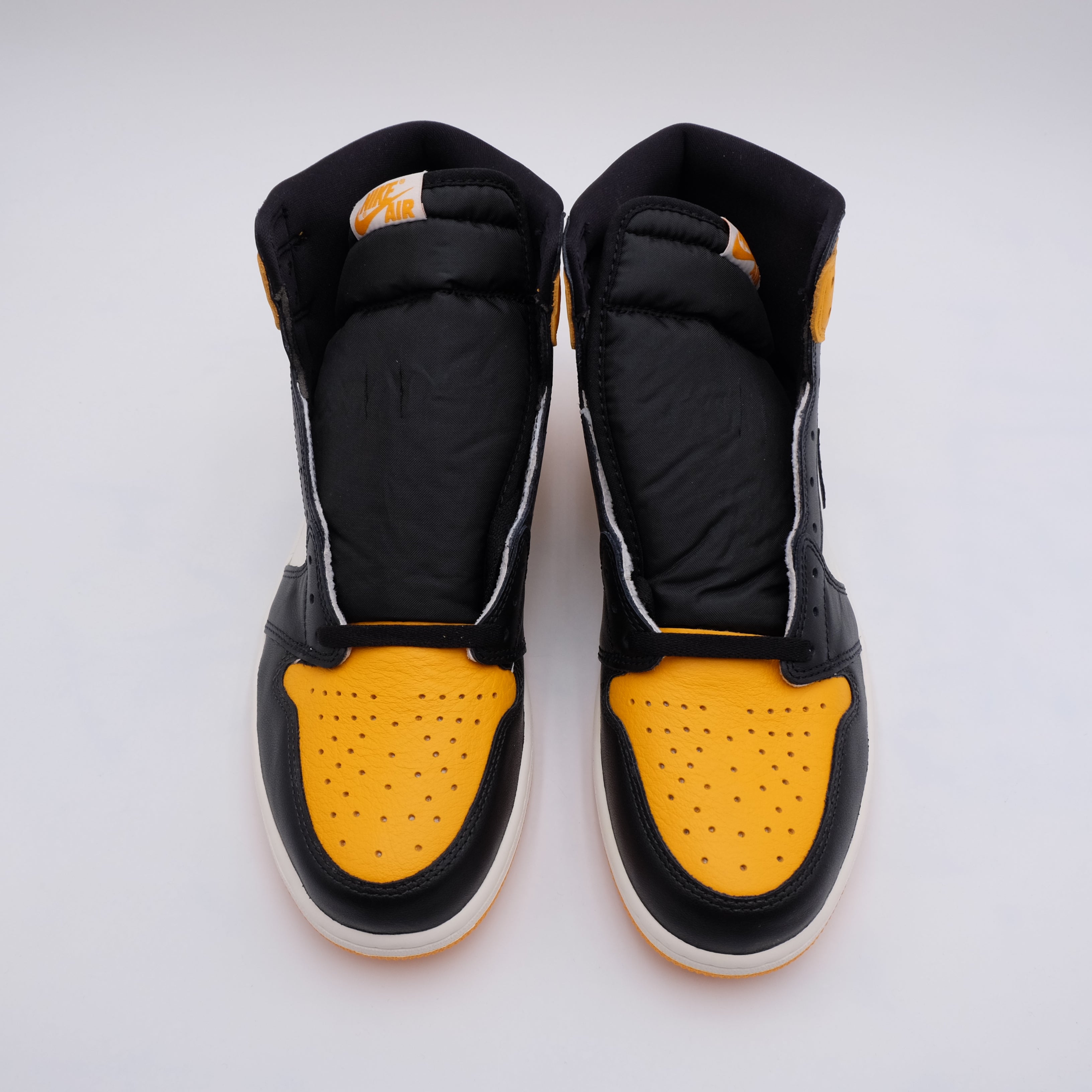 Jordan 1 High OG Taxi