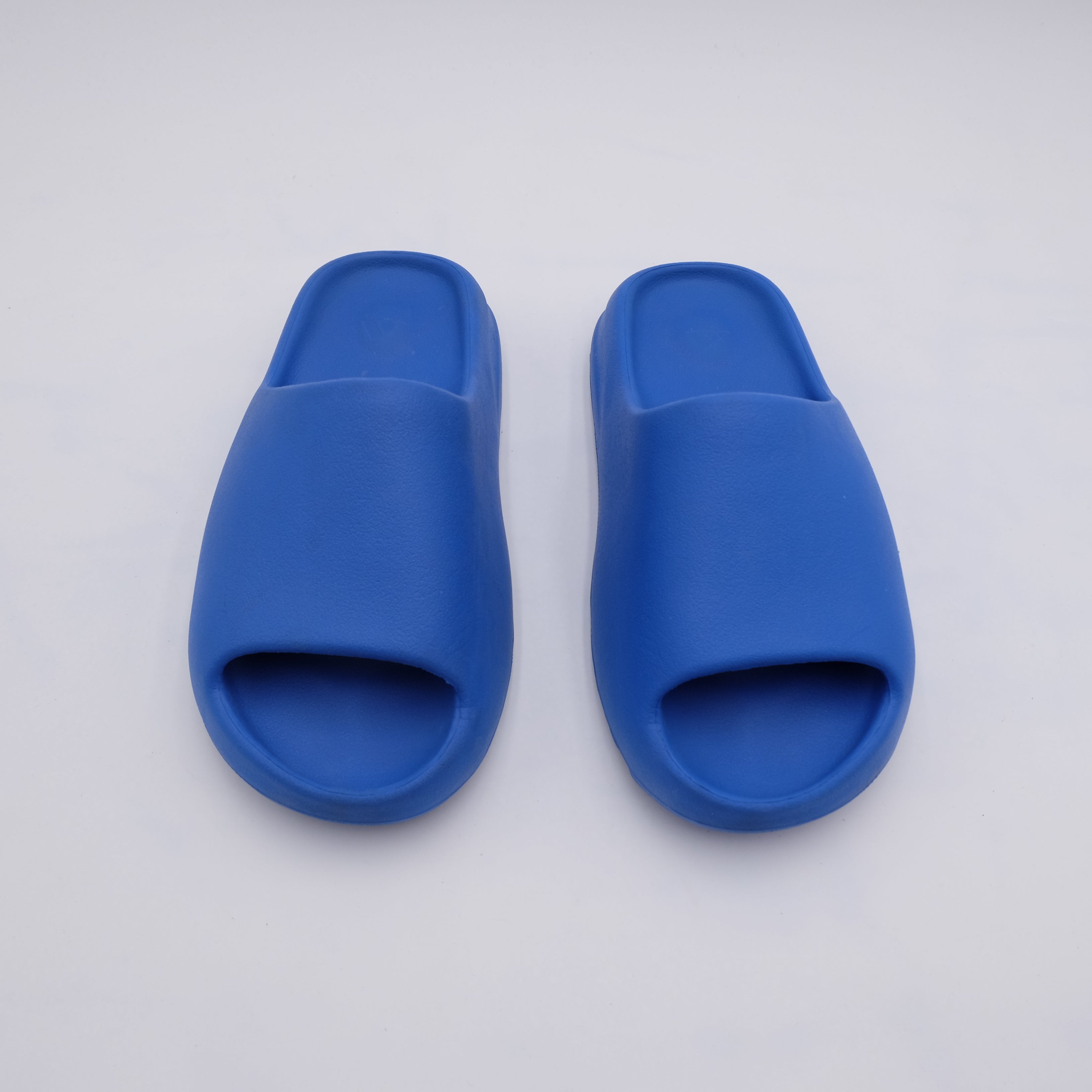 Yeezy Slide Azure (taille 39)