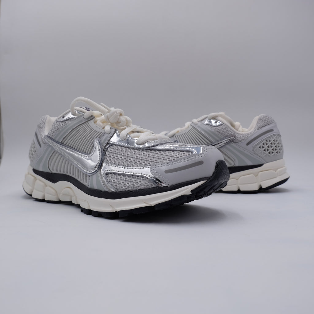 Nike Zoom Vomero 5 Chrome