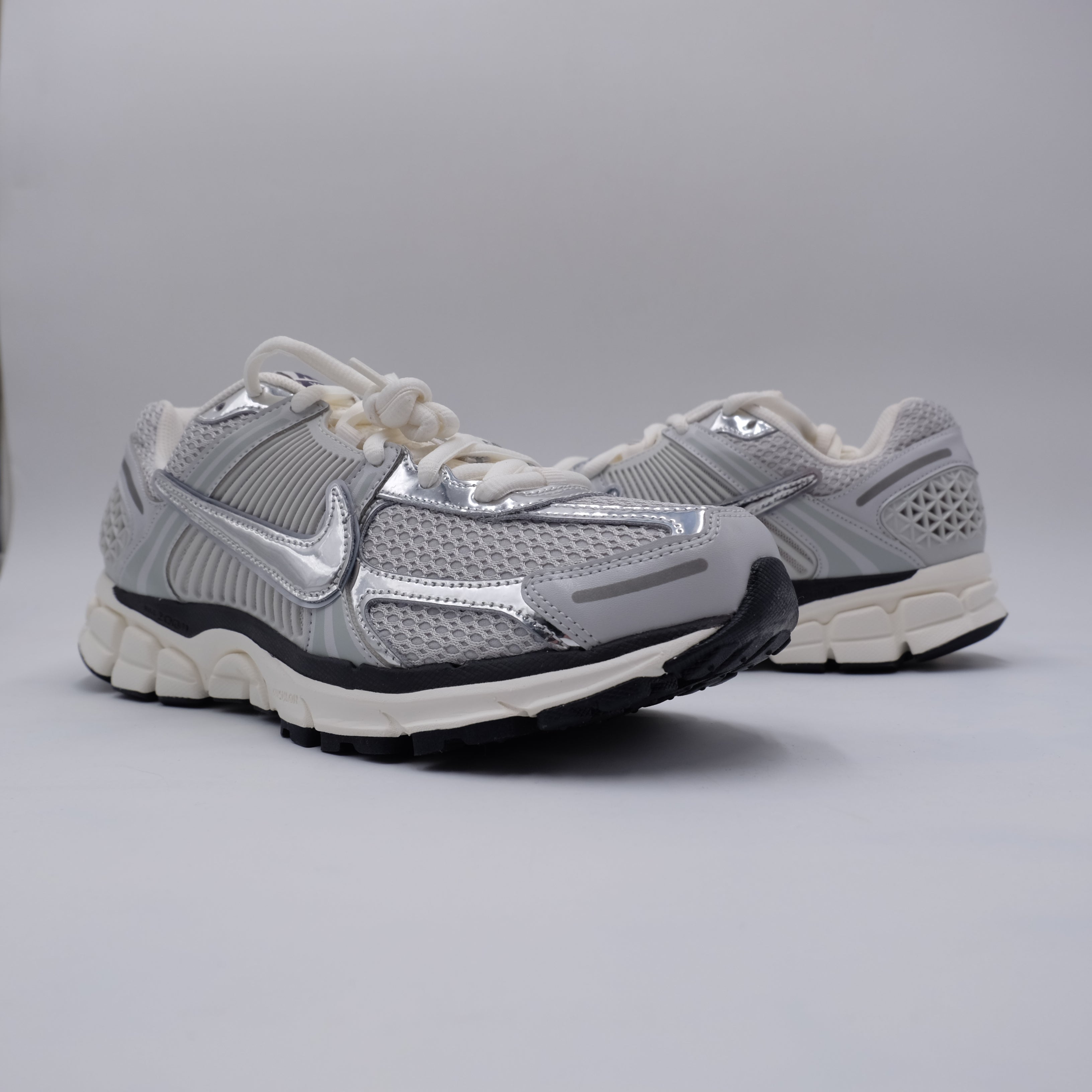 Nike Zoom Vomero 5 Chrome