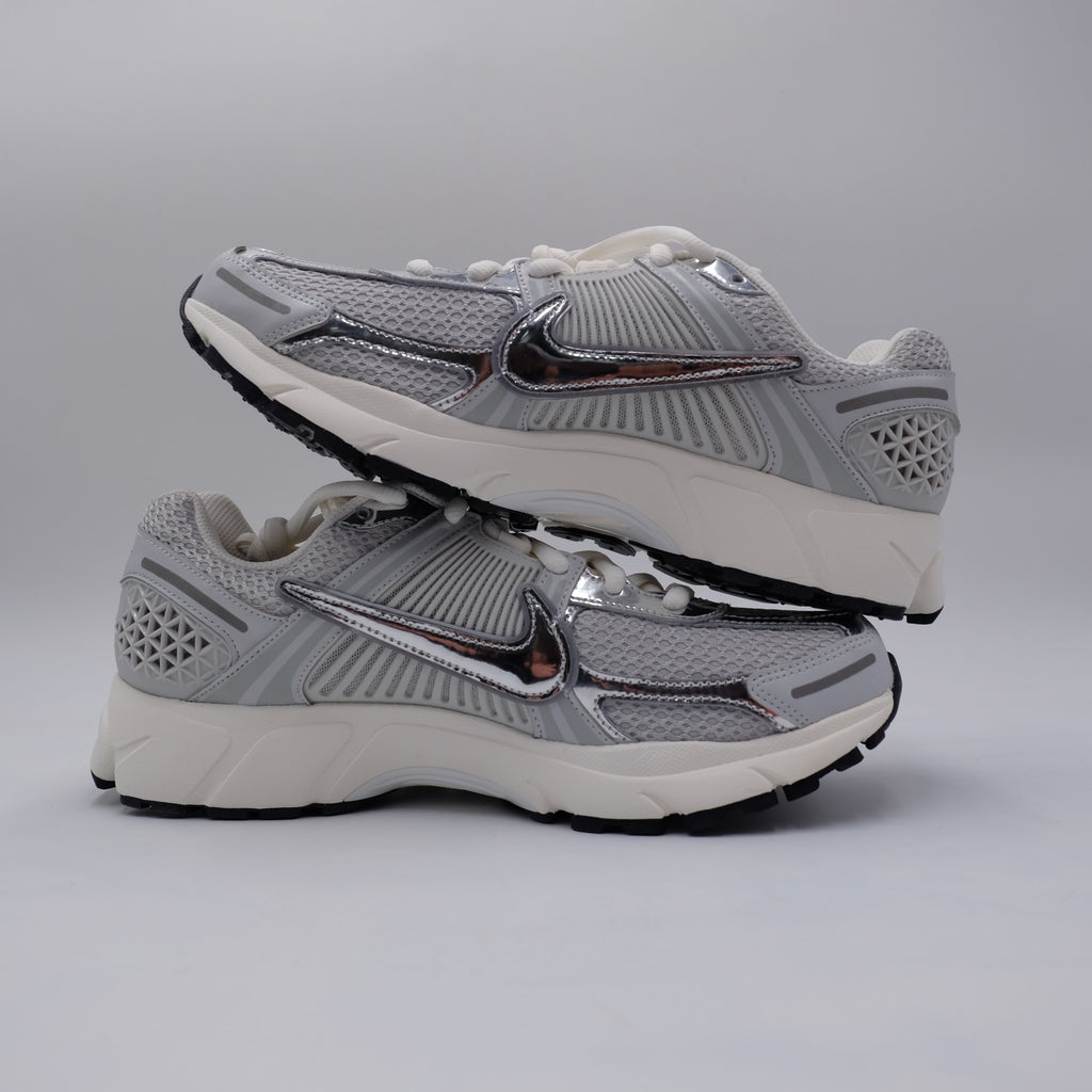 Nike Zoom Vomero 5 Chrome