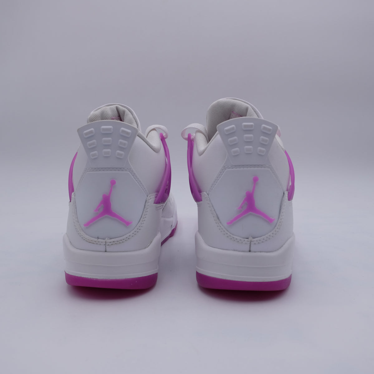 Jordan 4 Hyper Violet (taille 40)