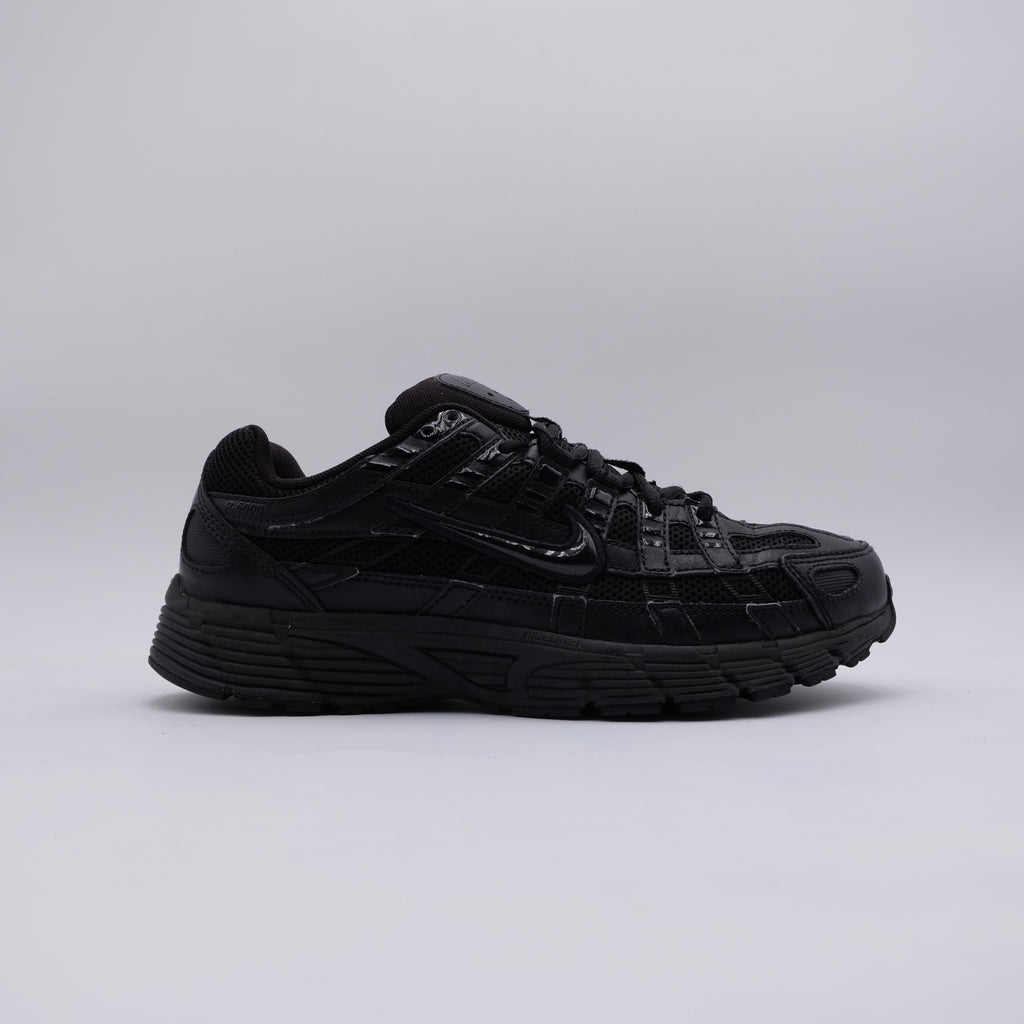 Nike P6000 (taille 40,5)