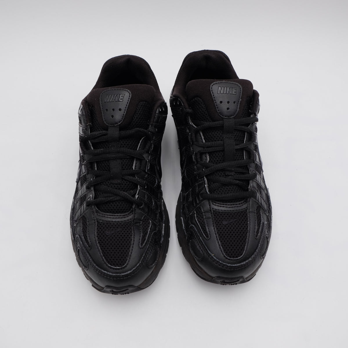 Nike P6000 (taille 40,5)